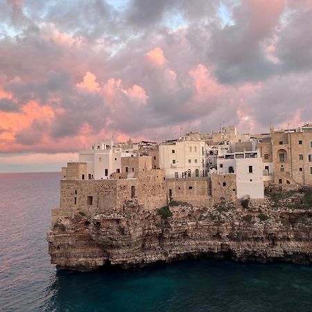 فندق Orange Dream بولينيانو آ ماري المظهر الخارجي الصورة
